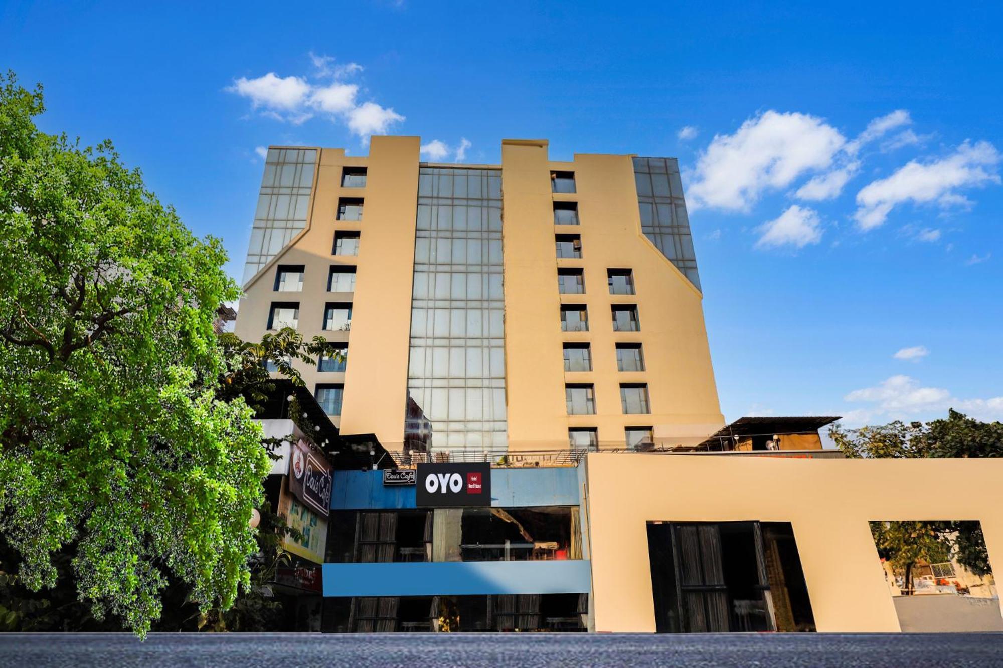 Hotel O Neek Palace Ahmedabad Esterno foto